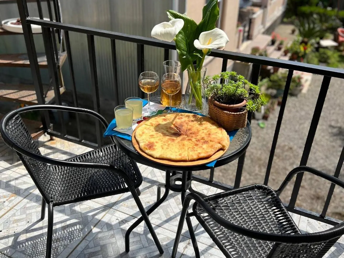 Guest House Leon Μπατούμι